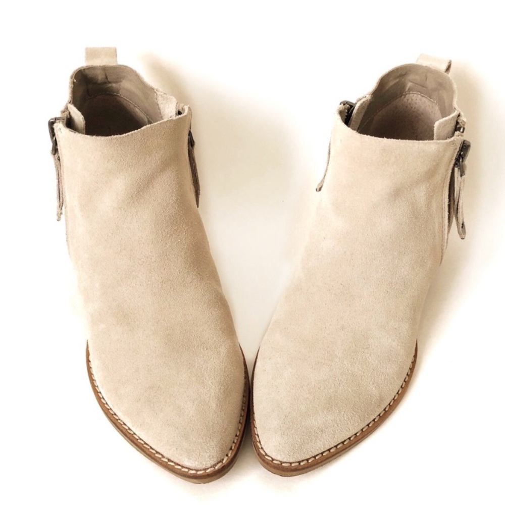 Dolce Vita Suede Saira Leather Cream Ankle Boots